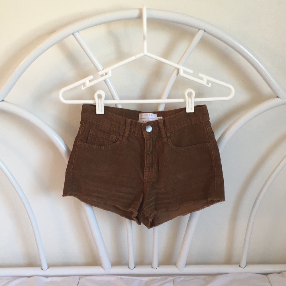 Corduroy cut off shorts